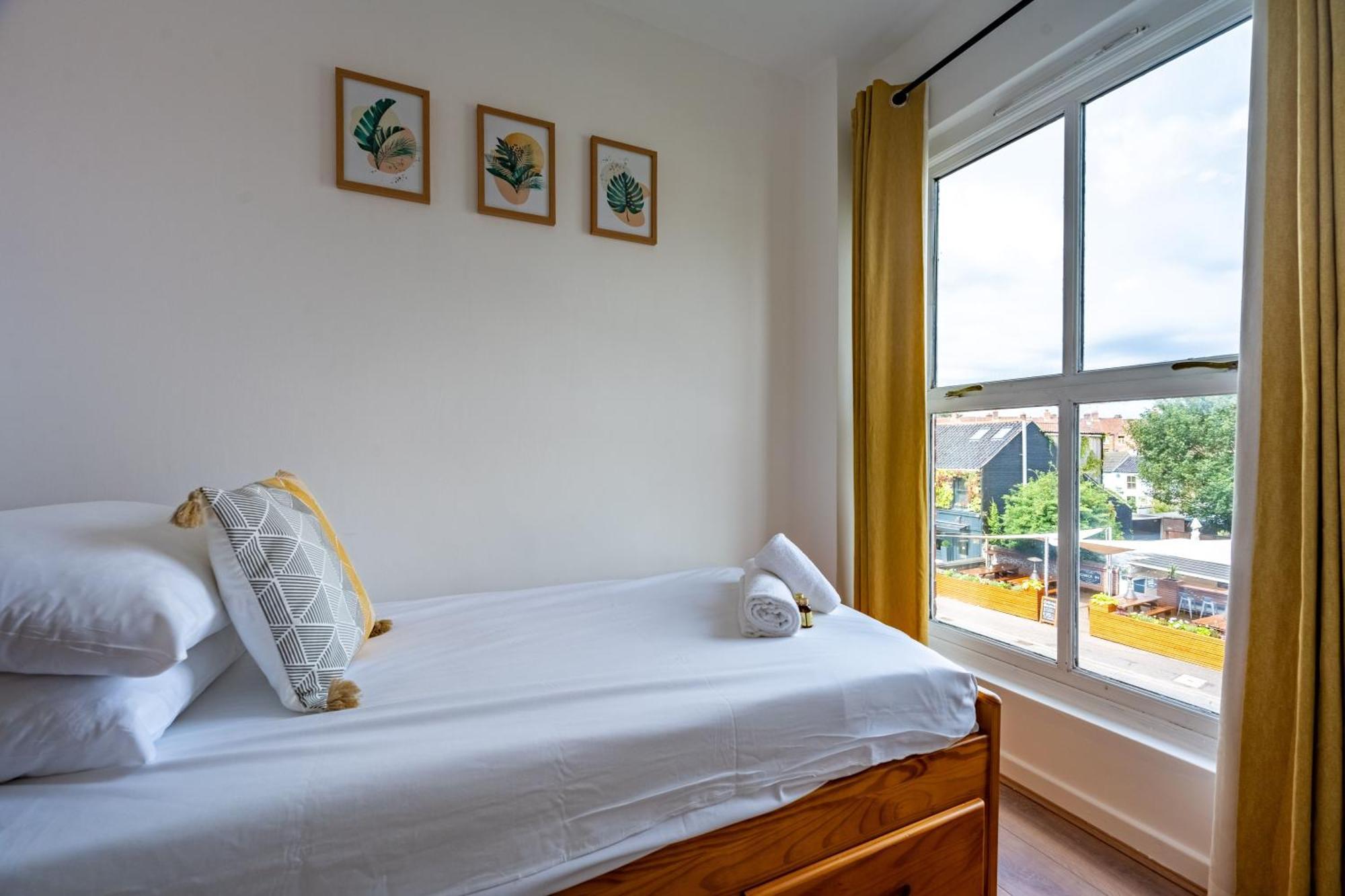 Ferienwohnung Swift Host Golden Triangle 2 Bed With Parking Norwich Exterior foto
