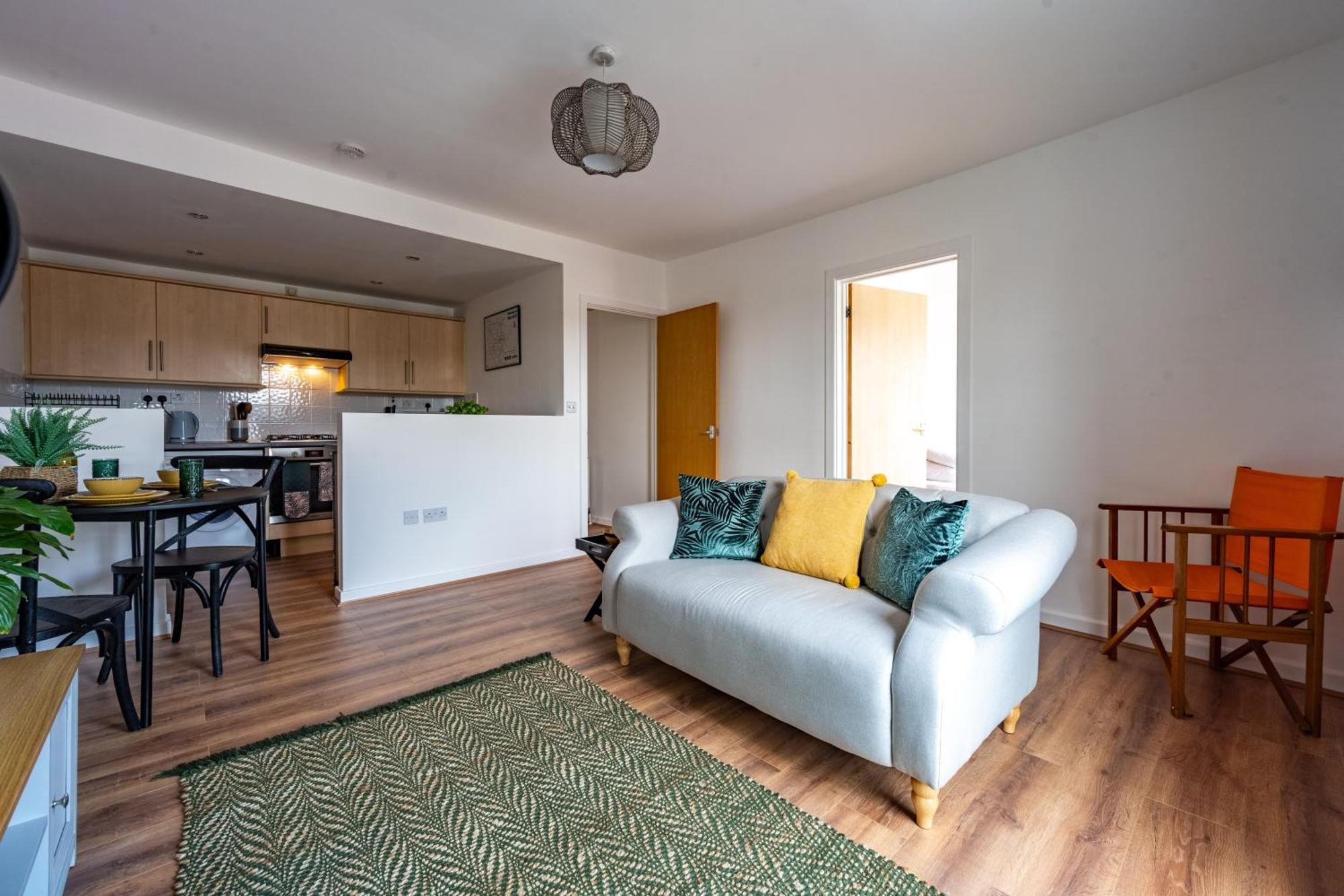 Ferienwohnung Swift Host Golden Triangle 2 Bed With Parking Norwich Exterior foto